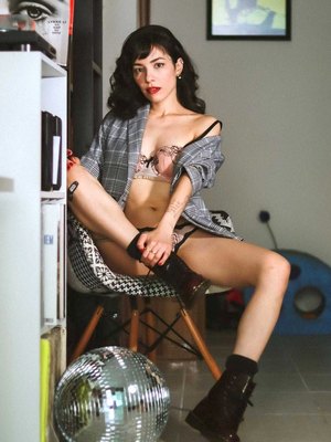 Marianne Renoir