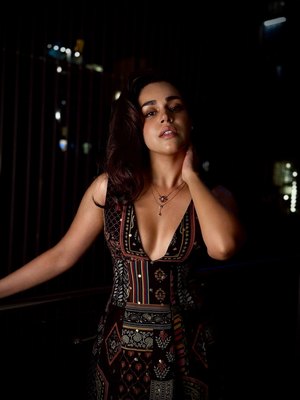 Naila Grrewal