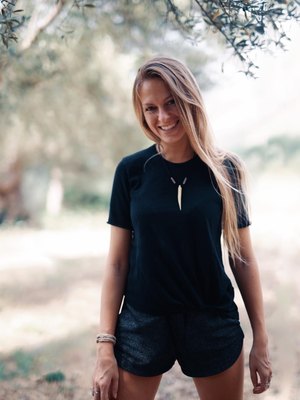 Nora En Pure