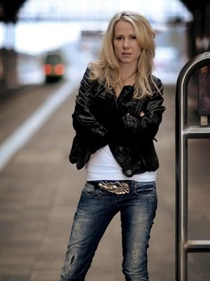 Saskia De Lando