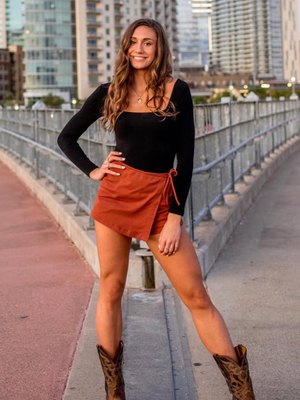Shay Holle