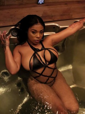 Shira Monae