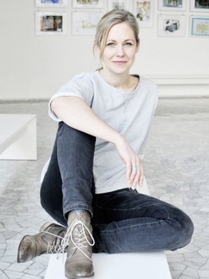 Stefanie Julia Moller
