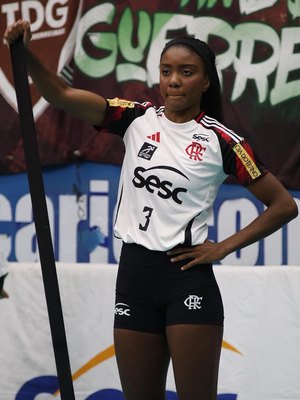 Adria Julia Silva