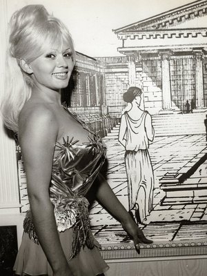 Yvonne D'Angers