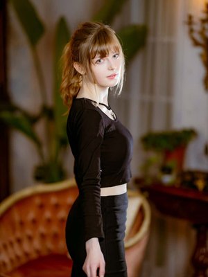 Ella Freya
