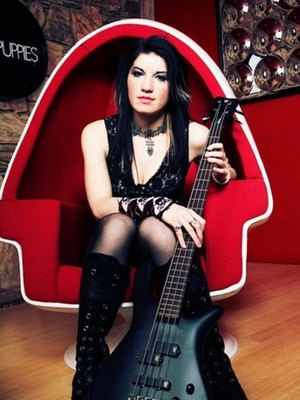 Emma Anzai