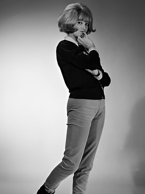 Evelyne Rey
