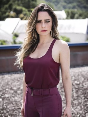 Fernanda Vasconcellos