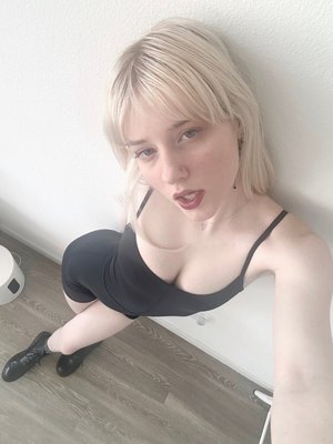 Hayley Kenson