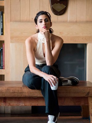 Alba Flores