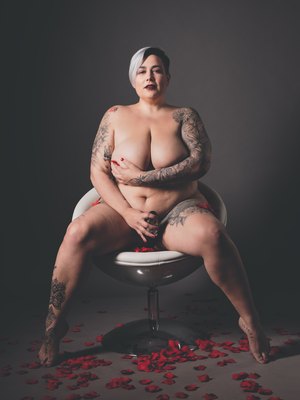 Isabelle Bella