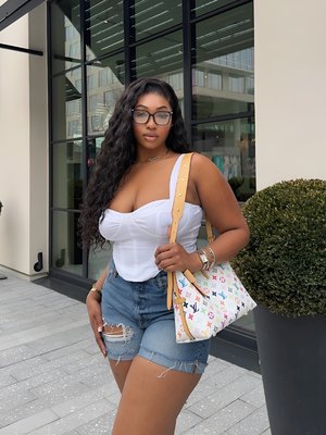 Joyy (Instagram)