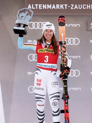Kira Weidle