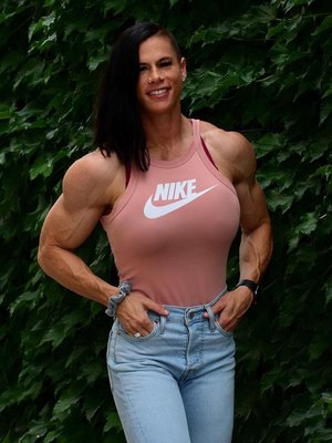 Kristen Nun