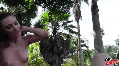 Sexy babe loves outdoors sex