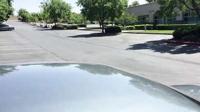 Hot teen gives mi blowjob in parking lot