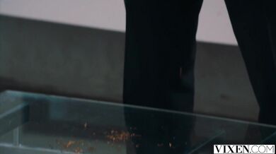 Threesome with hot girls