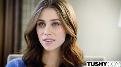 Hot babe loves rimming