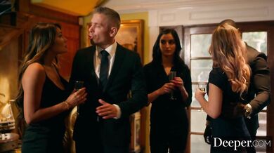 Alina Lopez and Adria Rae got fucked in threesome