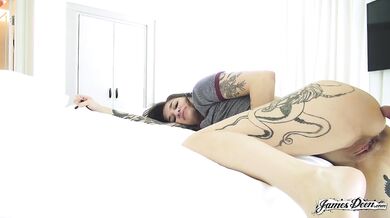 Pretty horny pornstar Luna Lovely is ready for sex