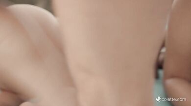 Outdoors threesomefucking with Elsa Jean and Zaya Cassidy