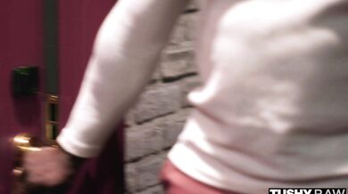 Gorgeous Keira gets her tight ass fucked into a deep, pulsing gape