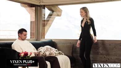 Bella Spark abandons her boring relationship for a savage pussy wrecking by a hung stranger