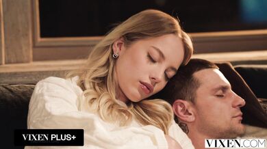 Bella Spark abandons her boring relationship for a savage pussy wrecking by a hung stranger