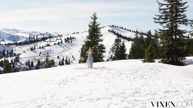 Stunning blonde Meagan Moore dives into a threesome vibe