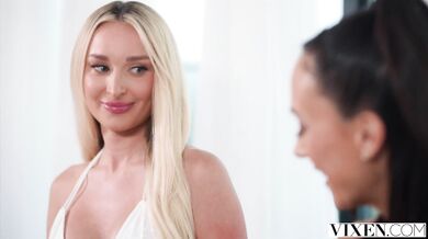 Stunning blonde Meagan Moore dives into a threesome vibe