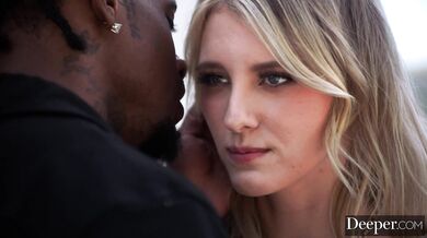 Melody Marks takes a hard pounding in a wild and sweaty one night stand