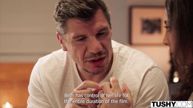 Anal-obsessed hottie Scarlett Alexis has an intense double penetration orgasm