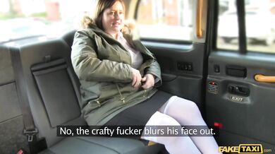 Curvy Brit babe takes a thick cock in her tight ass during a taxi ride