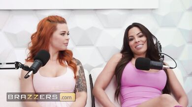 Luna Star and Sinatra Monroe turn a boring podcast into a high-speed drilling session