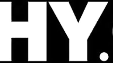 Naughty baddie Britney Dutch gets double penetrated by two thick cocks in a hardcore 3way