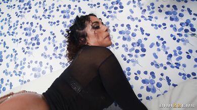 Mature Latina beauty enjoys a hardcore anal session and a messy creampie