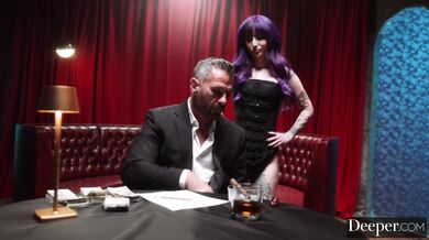 Valerica Steele loses control and squirts hard while riding her older boss' thick wood