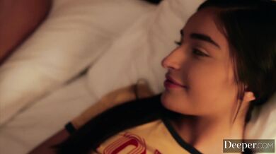 Emily enjoys a hardcore pounding from a stranger to cuckold her loyal boyfriend