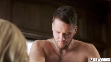 Sexy principal Ellie turns a disciplinary meeting into a hardcore fuckfest on her desk