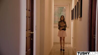 Amateur hottie surrender her tight virgin ass for the first time