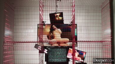 Liz Jordan and Nicole Vaunt team up to worship and ride a massive black member