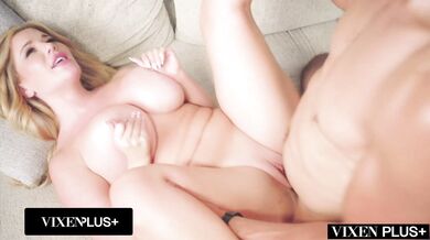 Savannah Bond uses her MILF charms to lure a younger man into a hardcore anal session