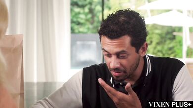 Savannah Bond uses her MILF charms to lure a younger man into a hardcore anal session