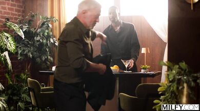 Redheaded trophy wife Zoe Grey gets BBC room service while hubby is away