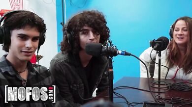 Podcast turns into a fuckfest: Bree Brooks flashes tits and gets destroyed by Johnny Love